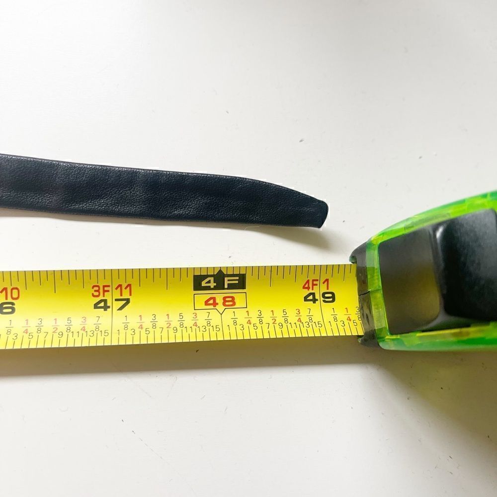Vintage 80’s belt in black leather with blue detail. - Picture 4 of 4